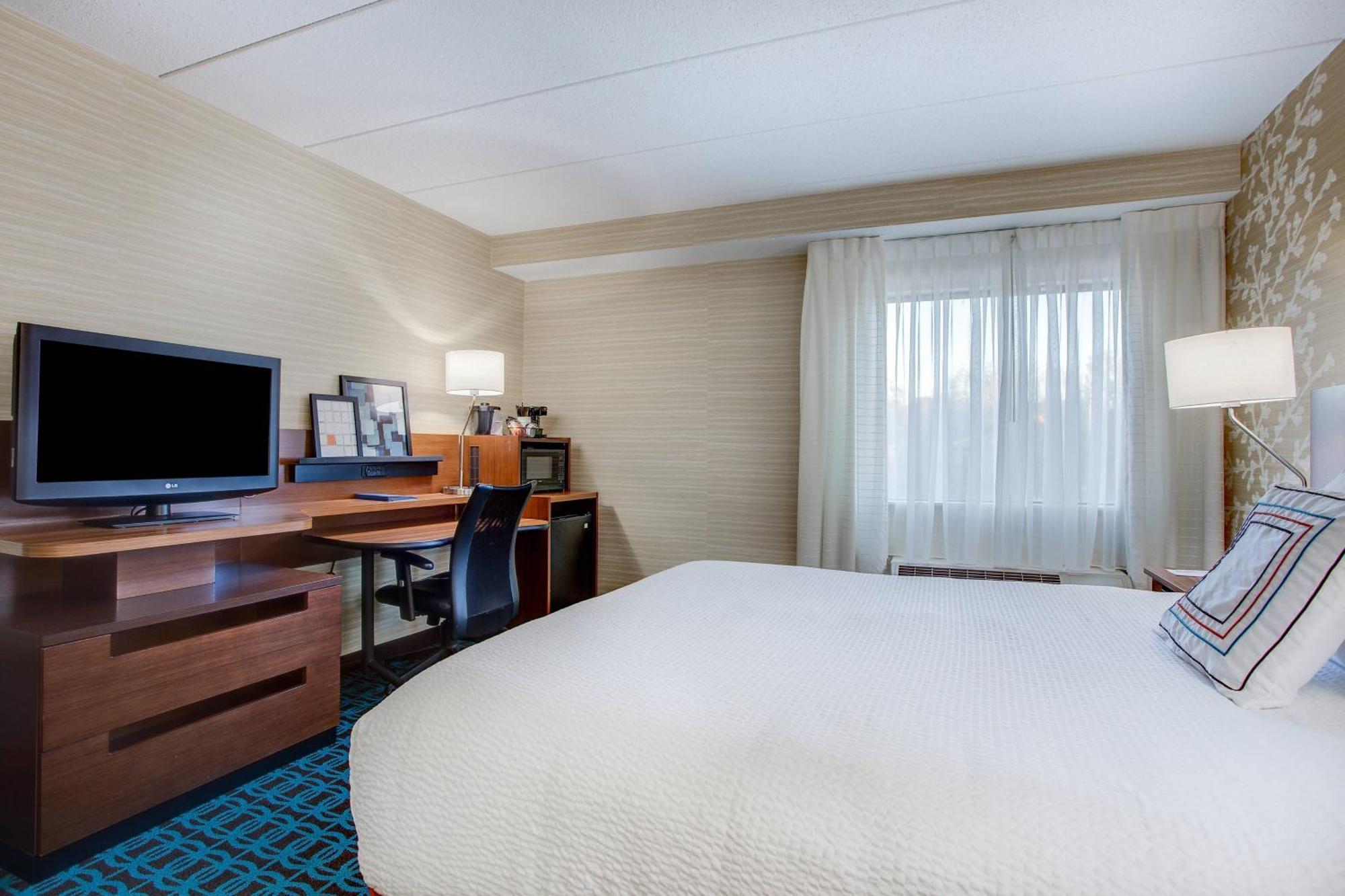 Fairfield Inn Portsmouth Seacoast Exteriör bild