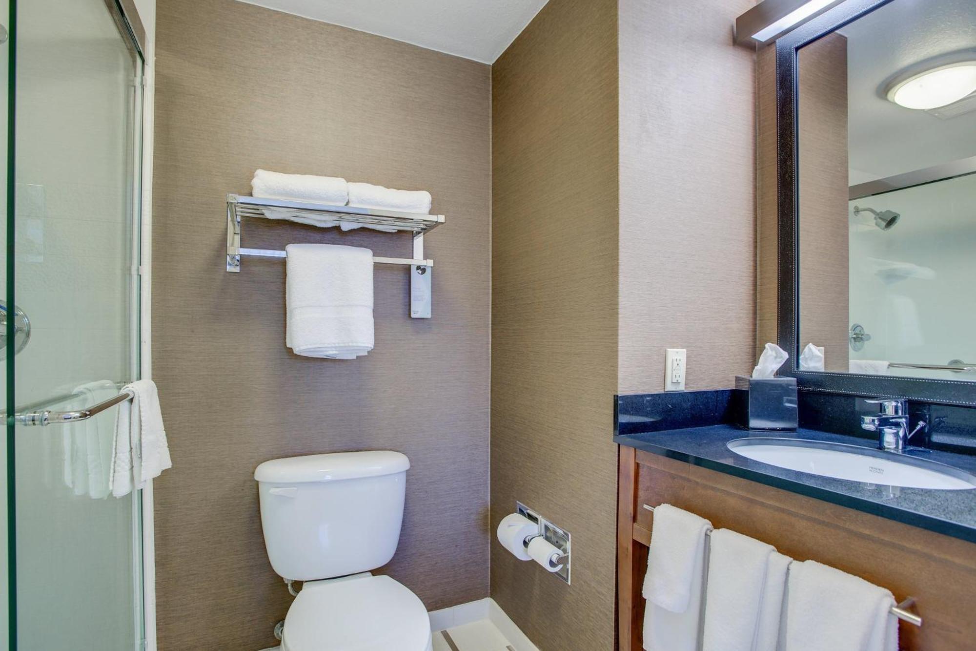 Fairfield Inn Portsmouth Seacoast Exteriör bild